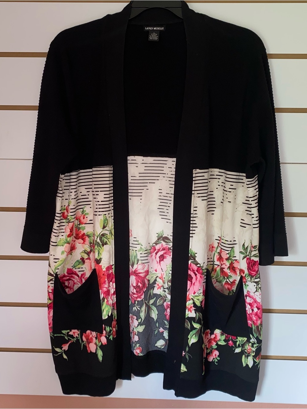 Lauren Michelle Women's Open Front Black and Floral Cardigan Front Pockets Sz L